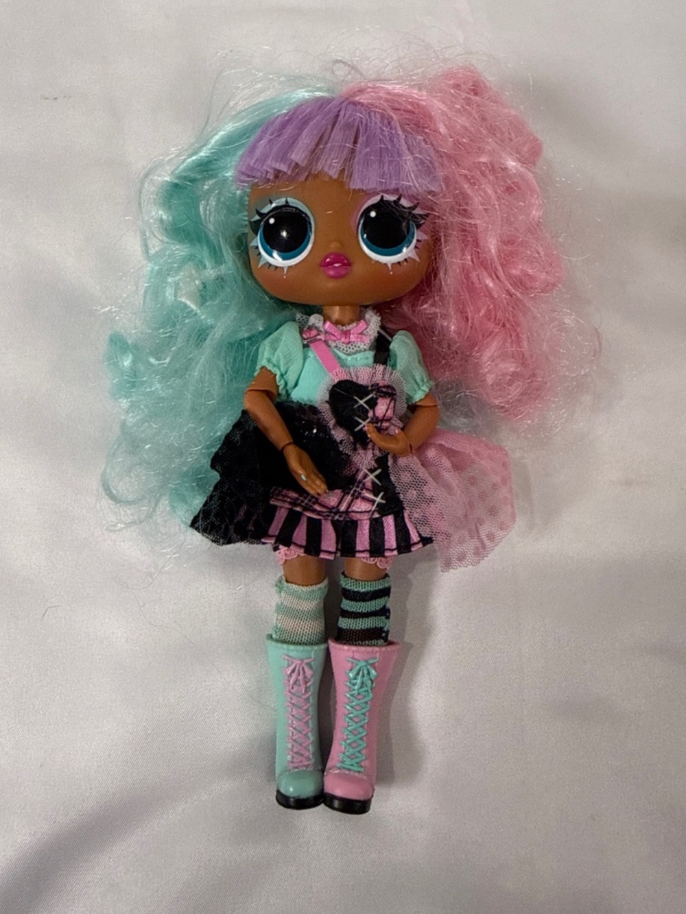 L.O.L. Surprise Tweens Lexi Gurl Series 2 Fashion Doll